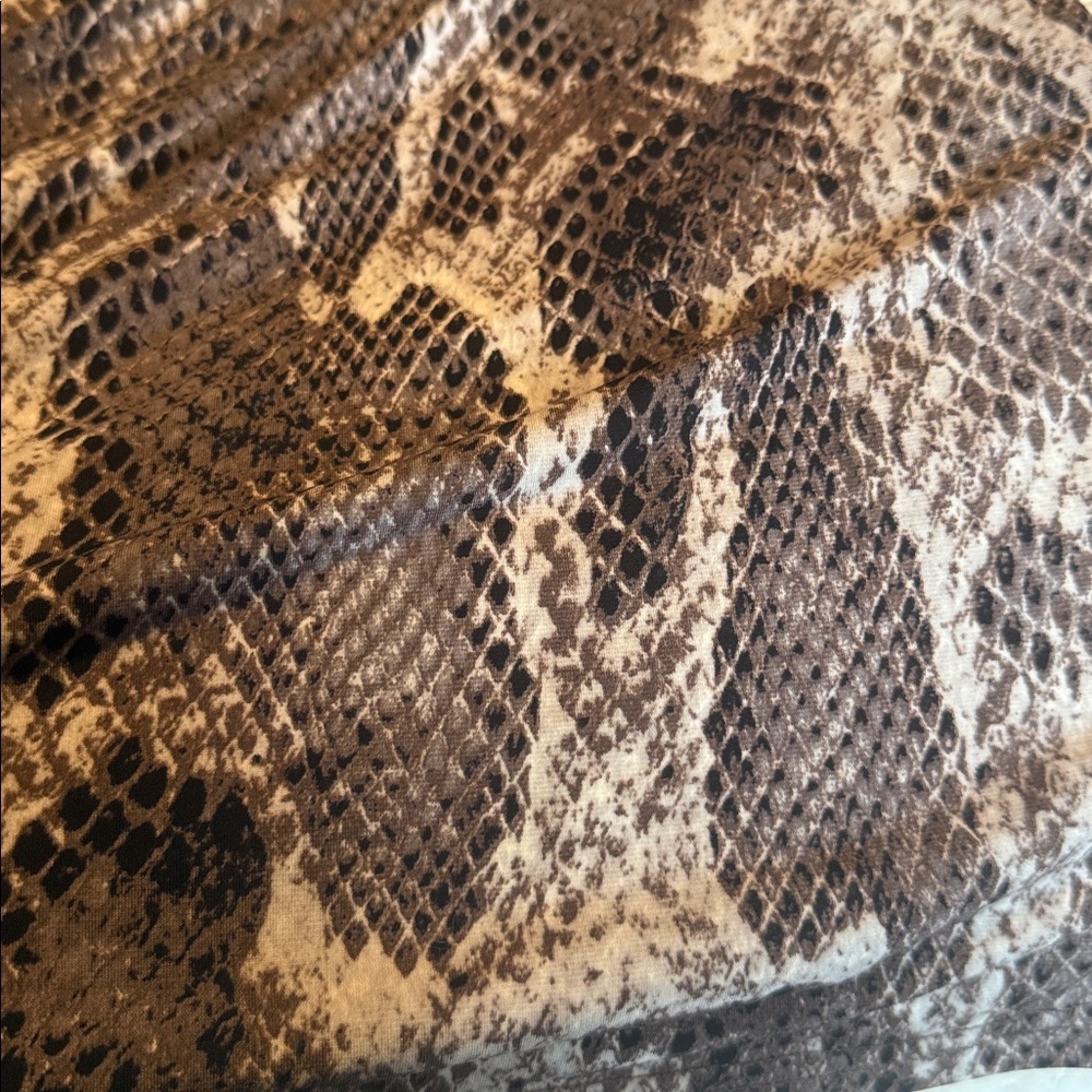 Jennifer Lopez Black and White Snake Print Long Sleeve Dress - Picture 4 of 5